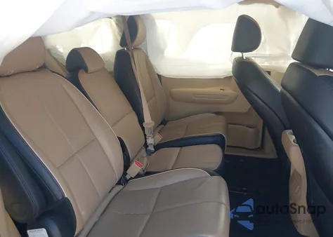 2017 Kia Sedona Lx из США, поврежденный, VIN KNDMB5C11H6336245